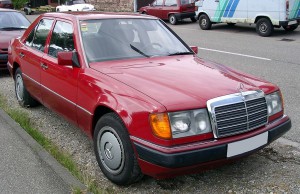 W124 Polifotwy Czerwony